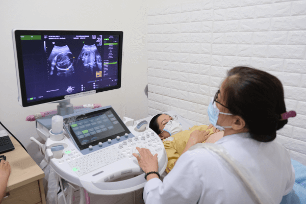 may-sieu-am-san-phu-khoa-4d-voluson-expert-22-2