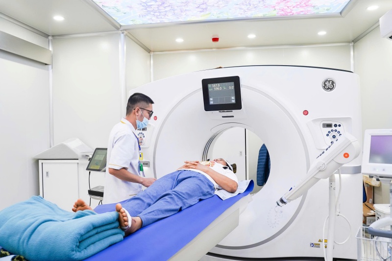 ĐAU MẠN SƯỜN VÀ NGỰC PHẢI – TRIỆU CHỨNG NHỎ NHƯNG ĐỂ LẠI UNG THƯ NGUY HIỂM